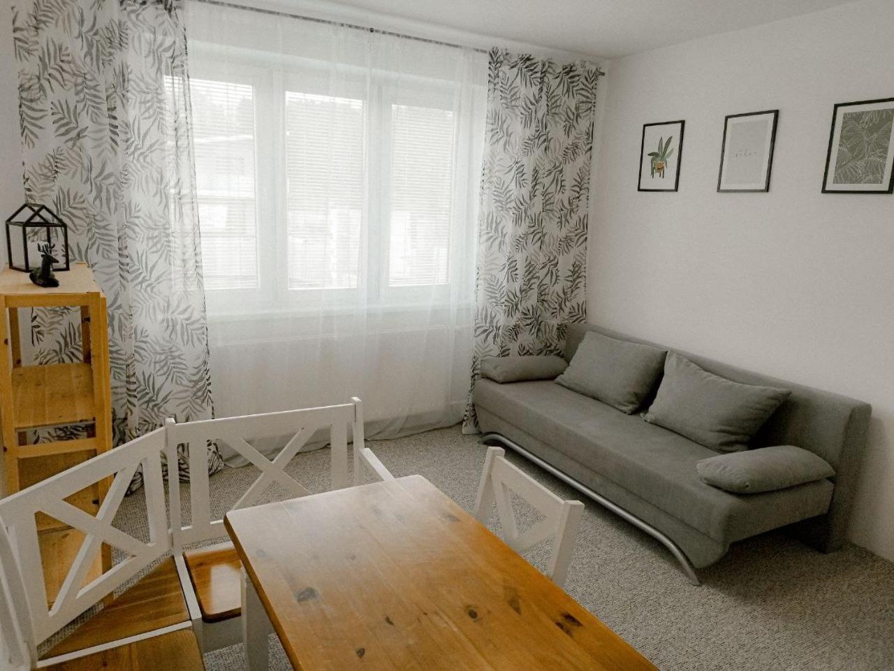 Vivi Apartments Liptovsky Mikulas Ngoại thất bức ảnh